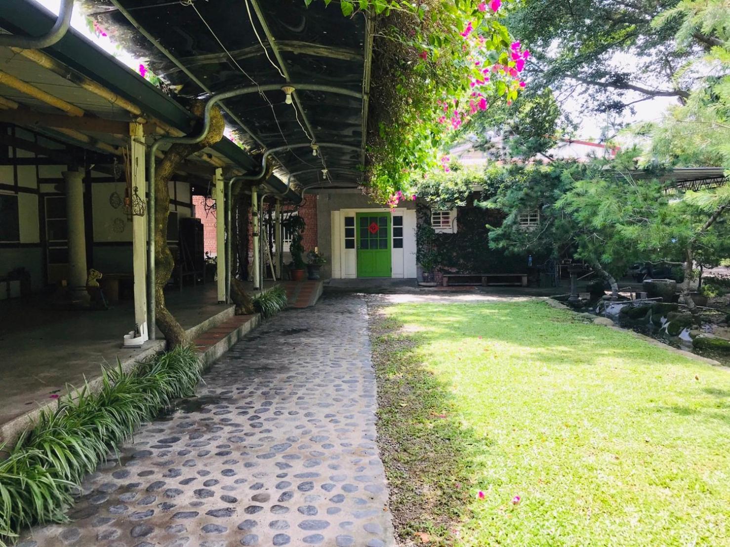 嘉義竹崎白樹腳驛棧萬坪生態包棟烤肉親子民宿 Fujin Exterior foto